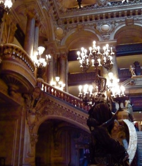 lightedstaircase75052_4813